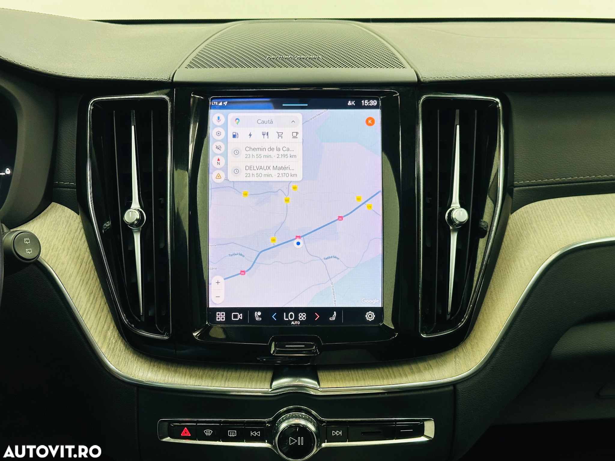 Volvo XC 60 - 26