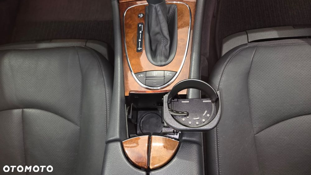 Mercedes-Benz Klasa E 500 Elegance - 13