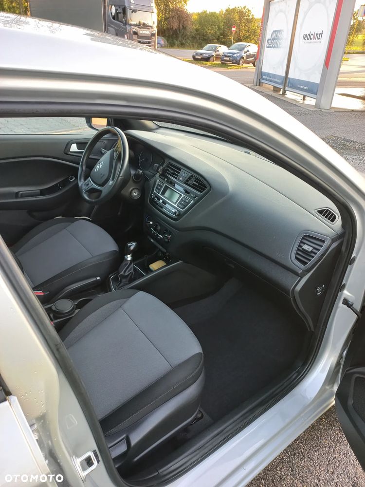 Hyundai i20 1.2 Classic Plus - 9