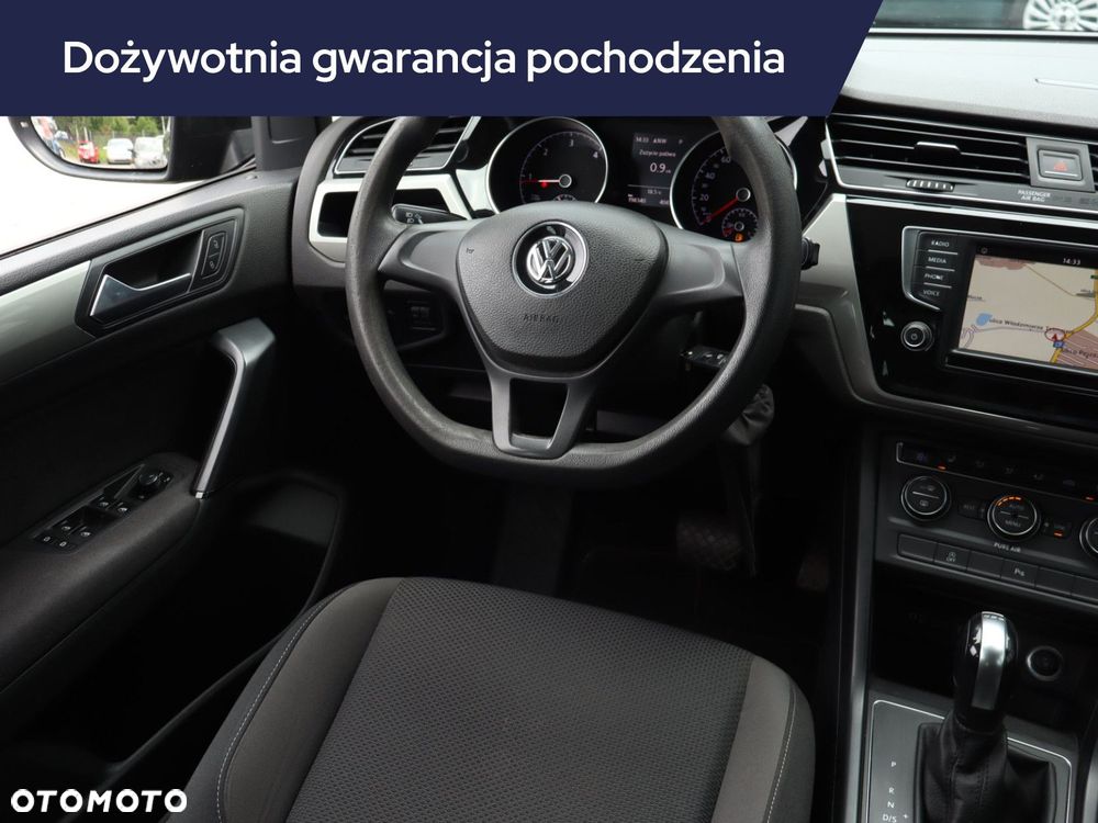 Volkswagen Touran - 9
