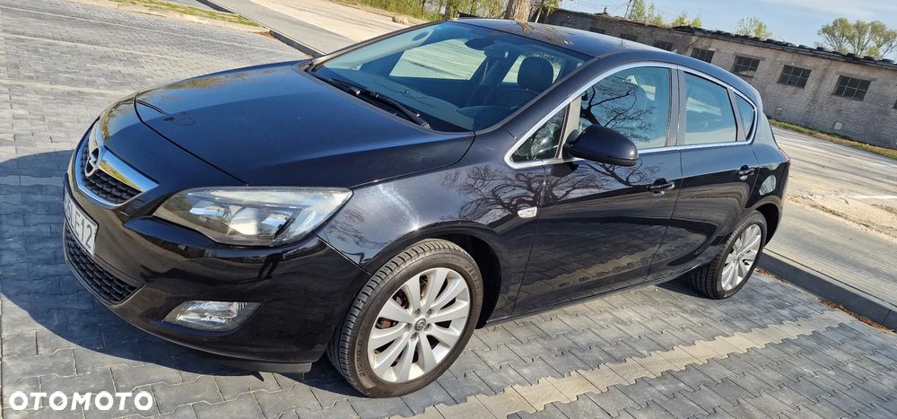 Opel Astra 1.4 Turbo Cosmo - 1