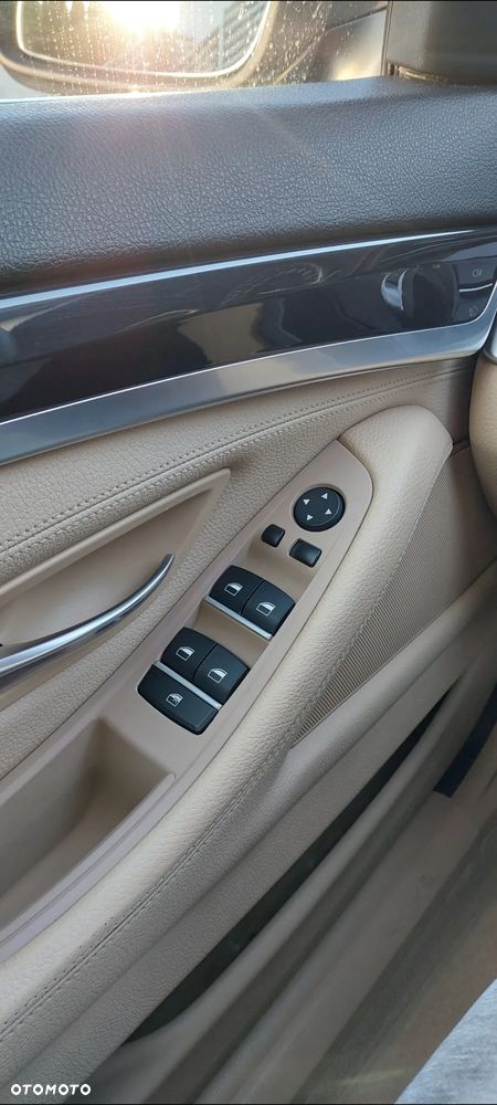 BMW Seria 5 520d - 16