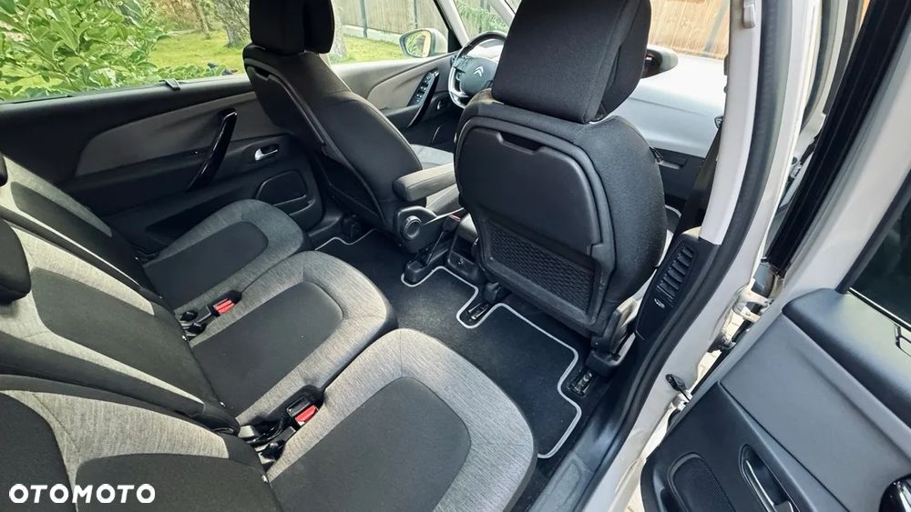 Citroën C4 Picasso - 16