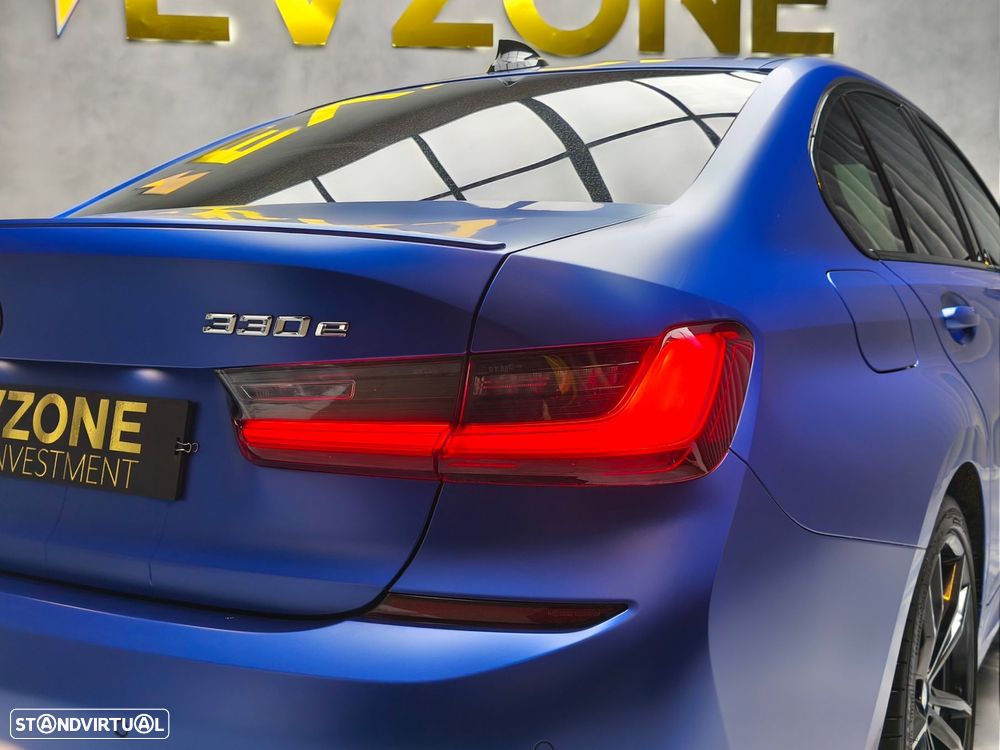 BMW 330 e Pack M Auto - 26