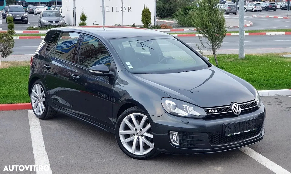 Volkswagen Golf 2.0 TDI DPF DSG GTD - 14