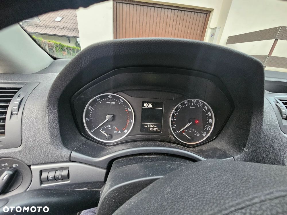 Skoda Octavia 1.6 Classic - 10