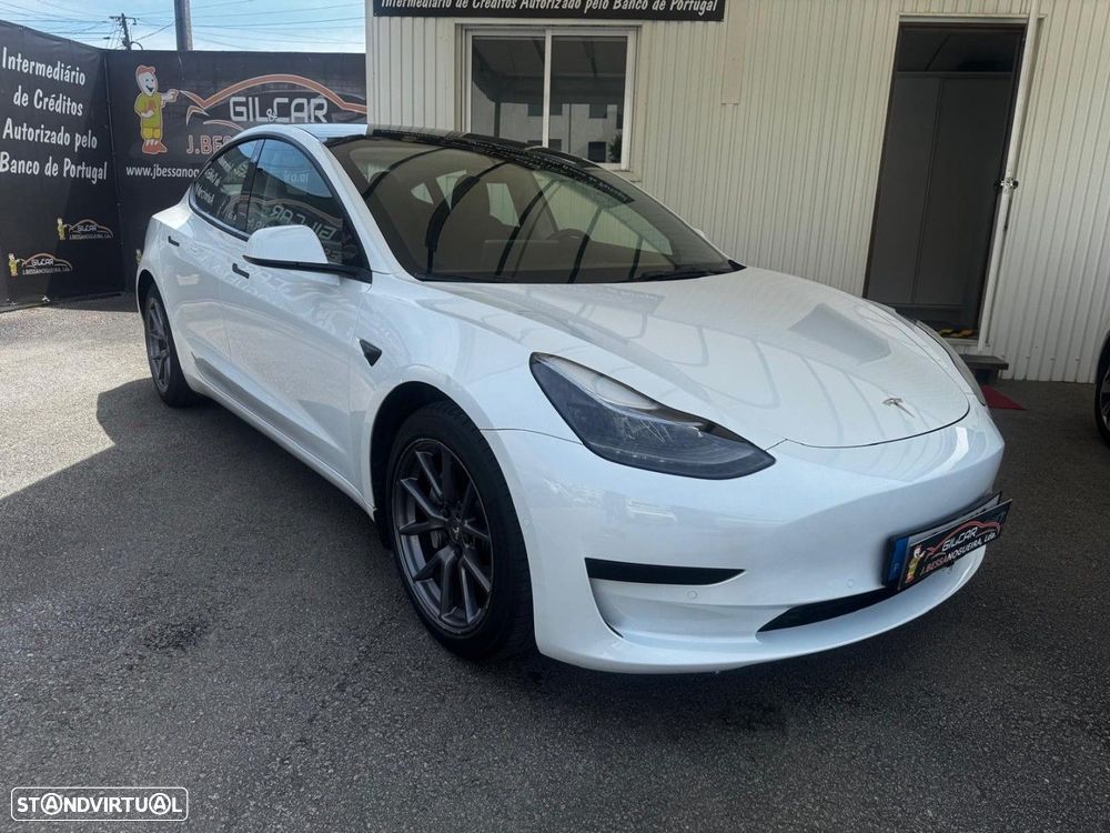 Tesla Model 3 Standard Range Plus RWD - 2