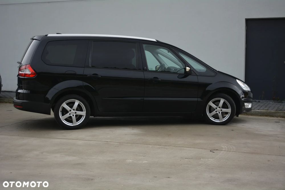 Ford Galaxy - 10