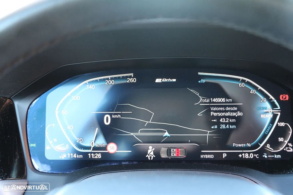 BMW 330 e xDrive Aut. Sport Line - 29