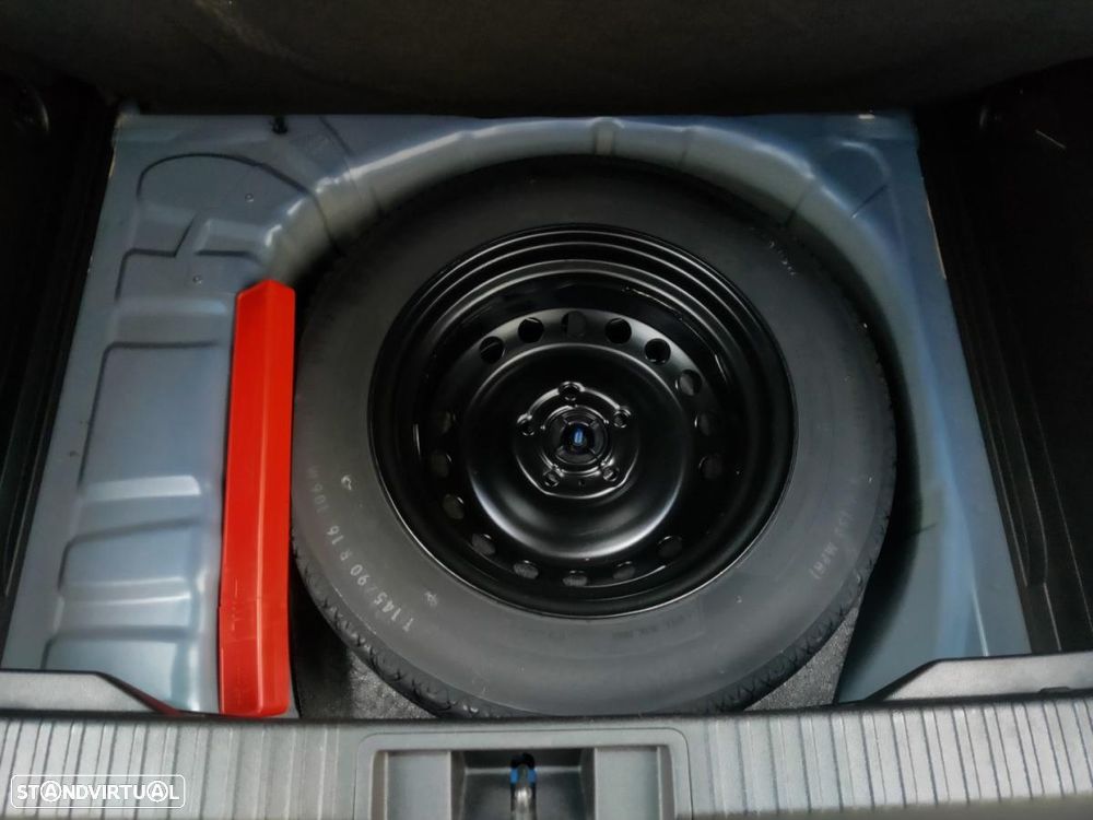 Renault Captur TCe 100 EXPERIENCE - 24