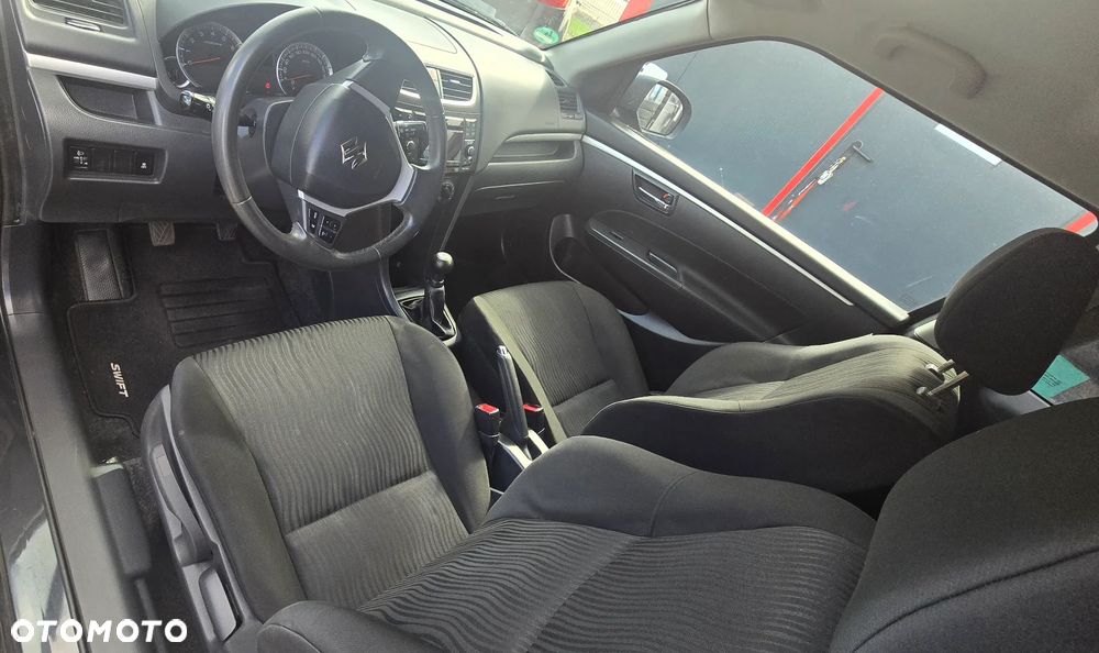 Suzuki Swift 1.2 BlackWhite - 13