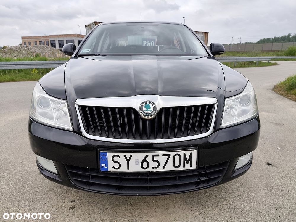 Skoda Octavia 2.0 TDI DPF Elegance - 3