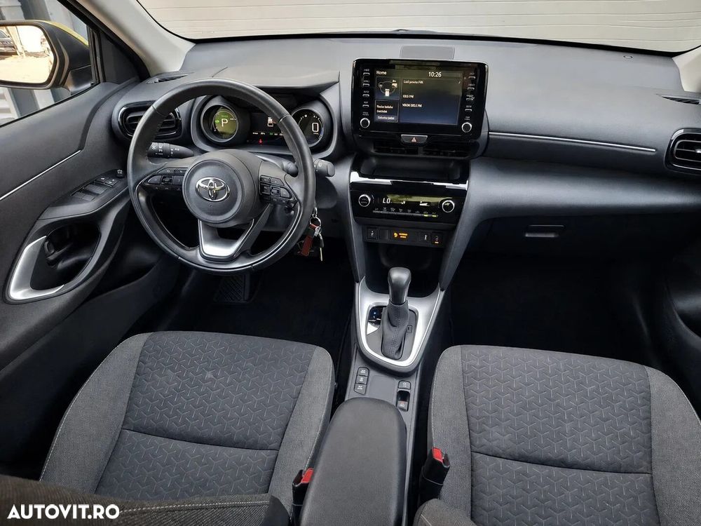 Toyota Yaris Cross - 21
