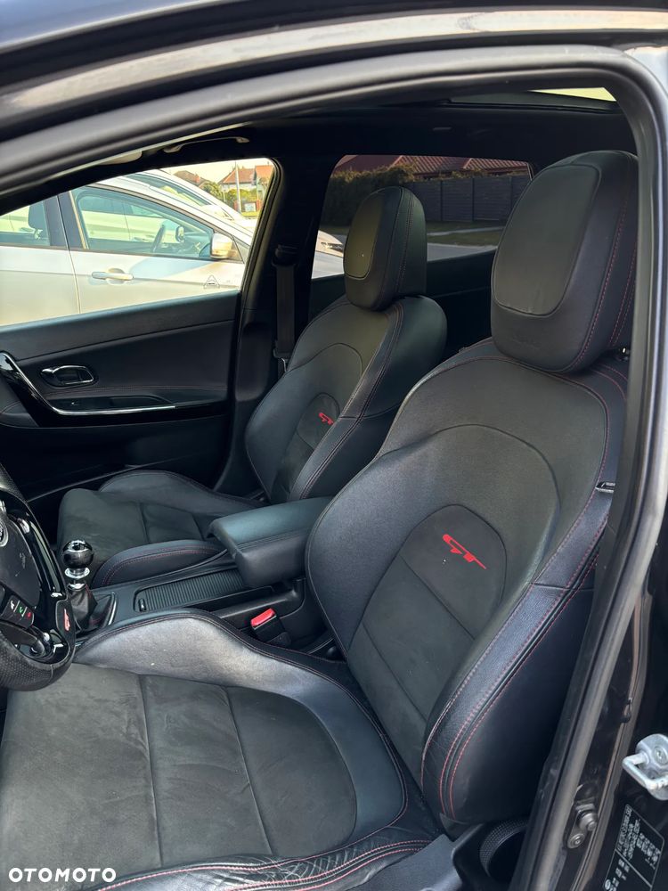 Kia Ceed 1.6 T-GDI GT-Track - 10