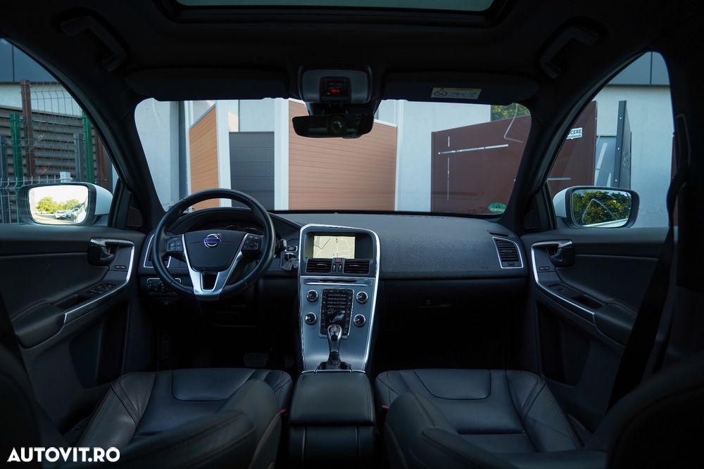 Volvo XC 60 D5 AWD Geartronic Summum - 5