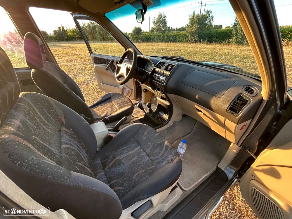 Nissan Terrano II 2.7 TDi SR AC - 11
