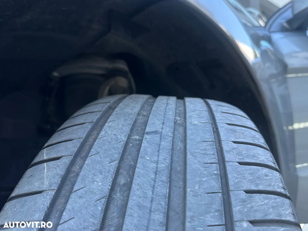 Mercedes-Benz GLE 350 d 4Matic 9G-TRONIC AMG Line - 16