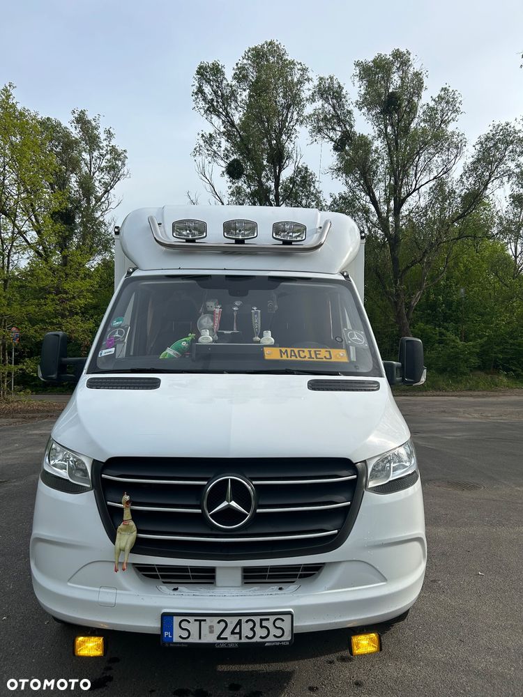 Mercedes-Benz Sprinter 319 - 6