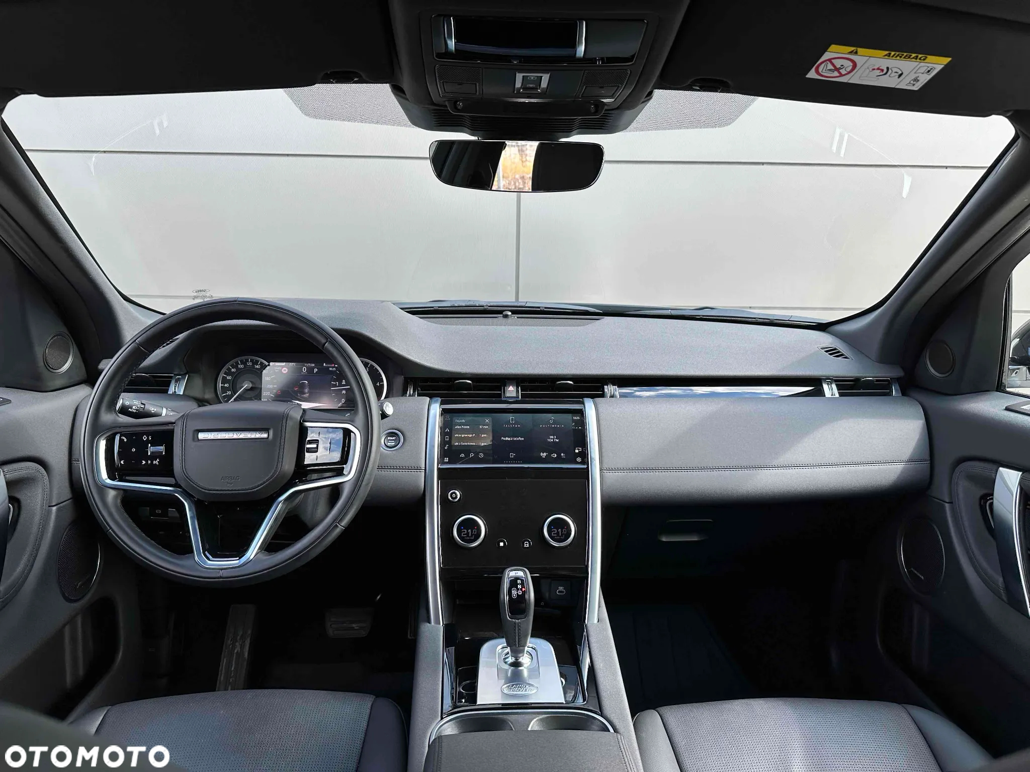 Land Rover Discovery Sport - 9