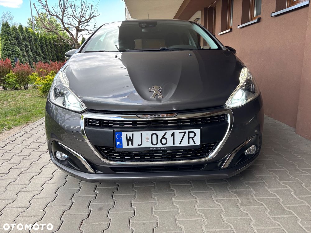 Peugeot 208 1.2 VTi Allure - 28