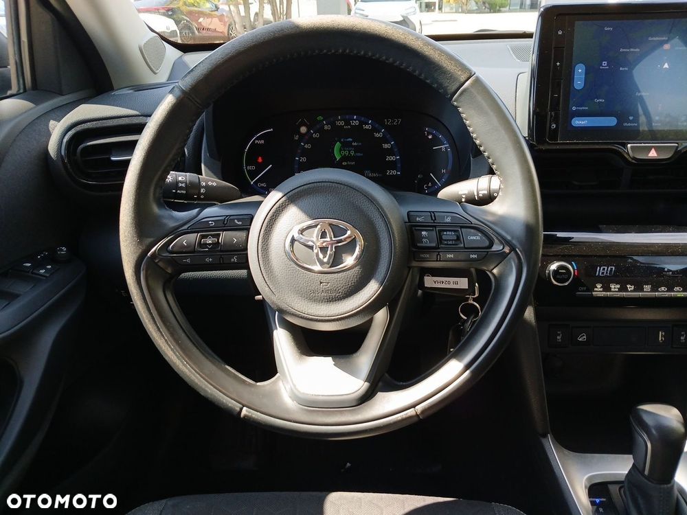 Toyota Yaris Cross Hybrid 1.5 Comfort 4x4 - 12