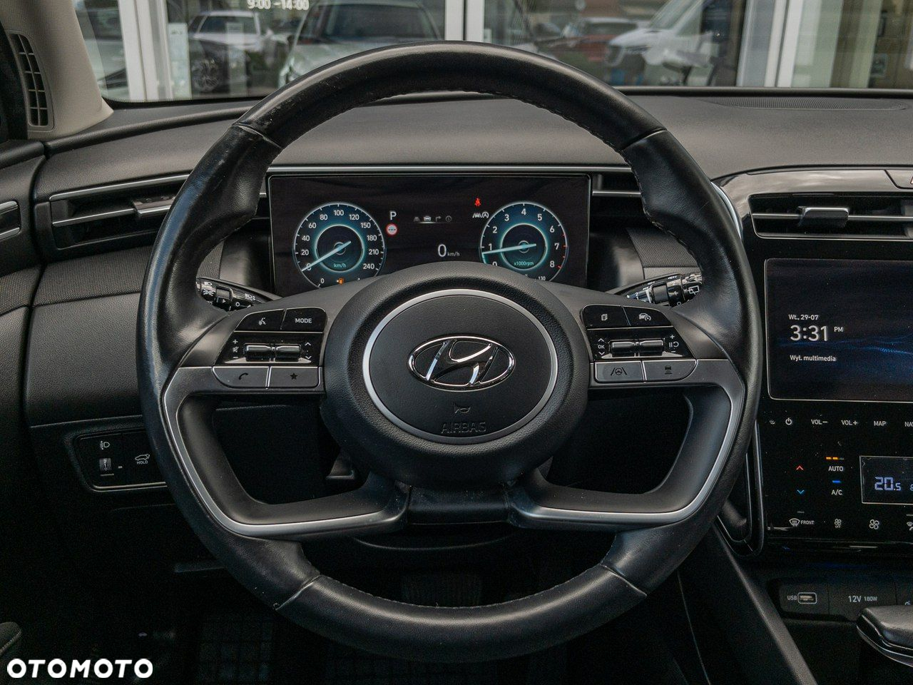 Hyundai Tucson - 12