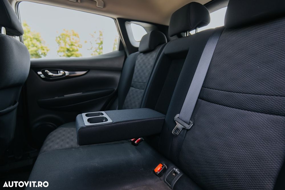 Nissan Qashqai 1.6 DCI ALL-MODE 4x4i ACENTA - 15