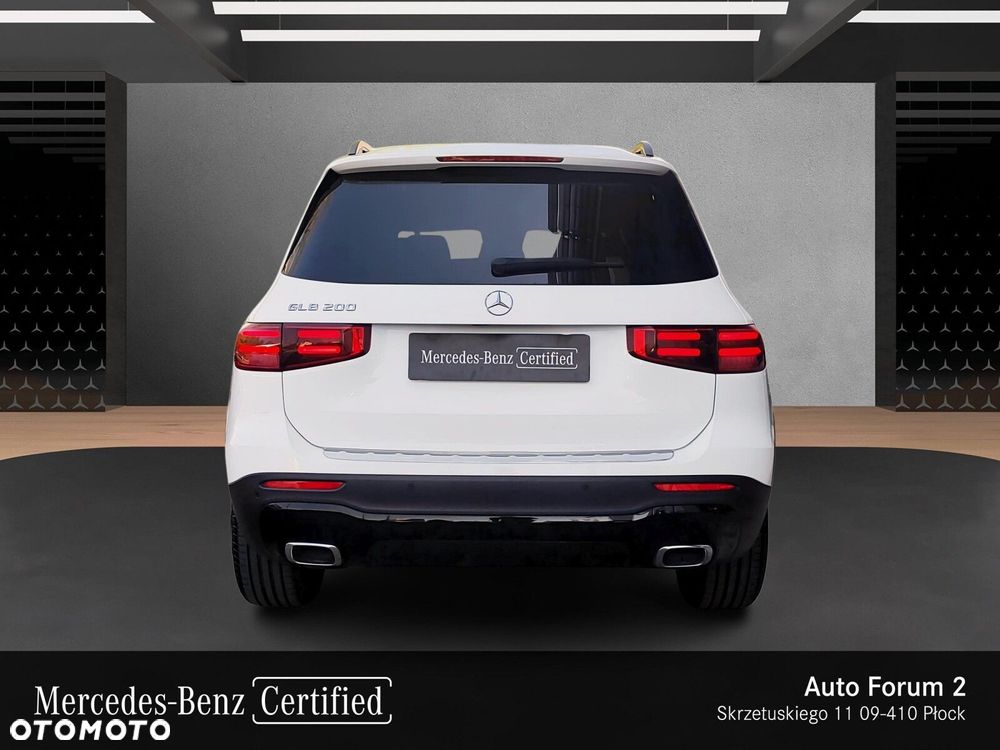 Mercedes-Benz GLB - 4