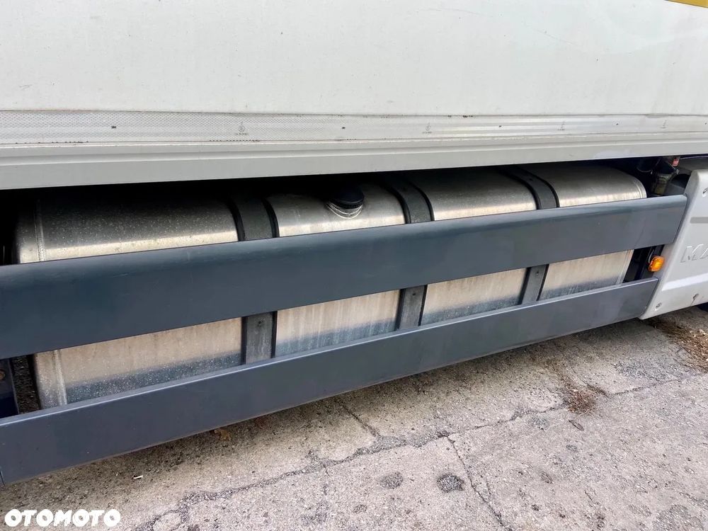 MAN TGX 26.480L Chlodnia 3osi - 12