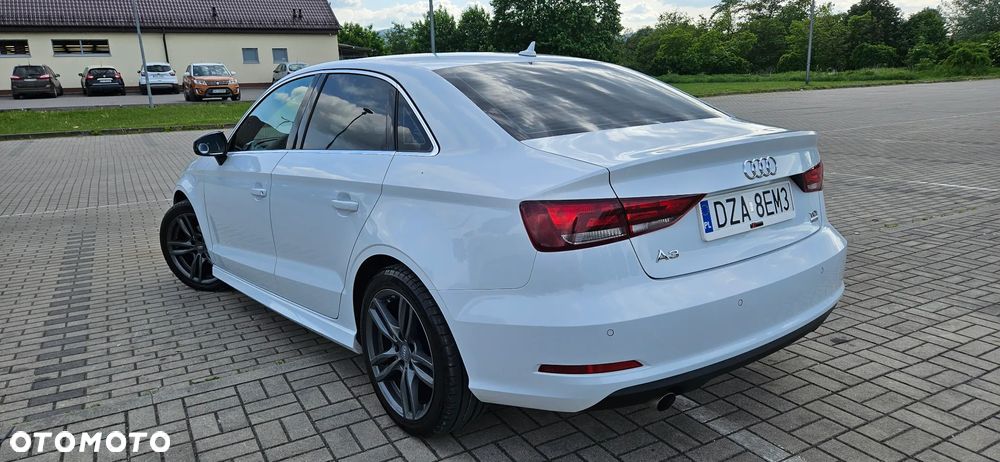 Audi A3 Limousine 1.6 TDI (clean diesel) S line Sportpaket - 4