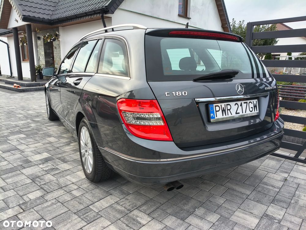 Mercedes-Benz Klasa C 180 Kompressor BlueEFFICIENCY Avantgarde - 31