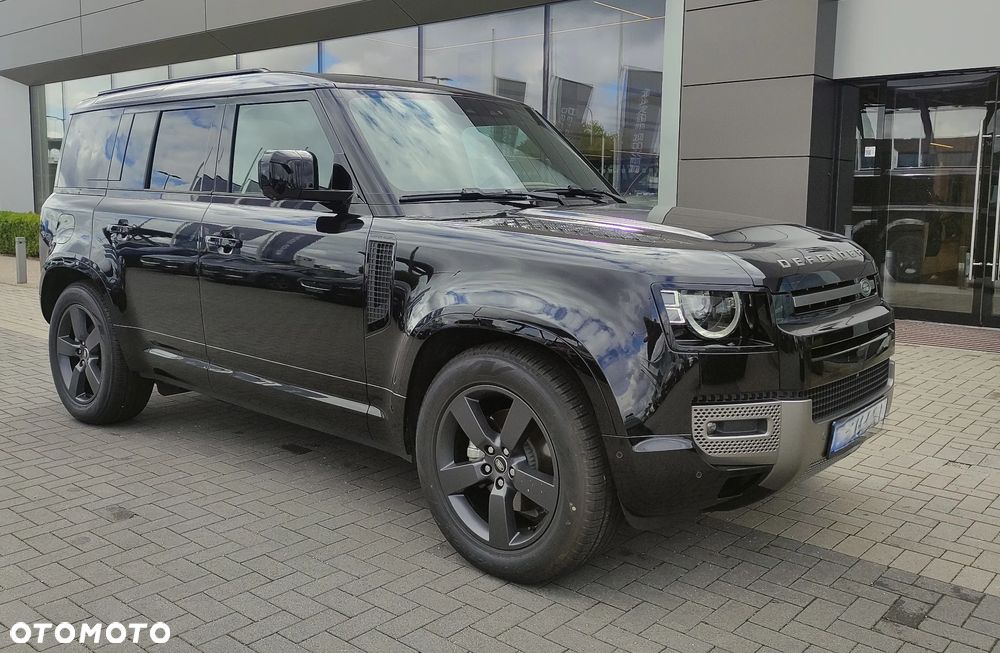 Land Rover Defender - 11