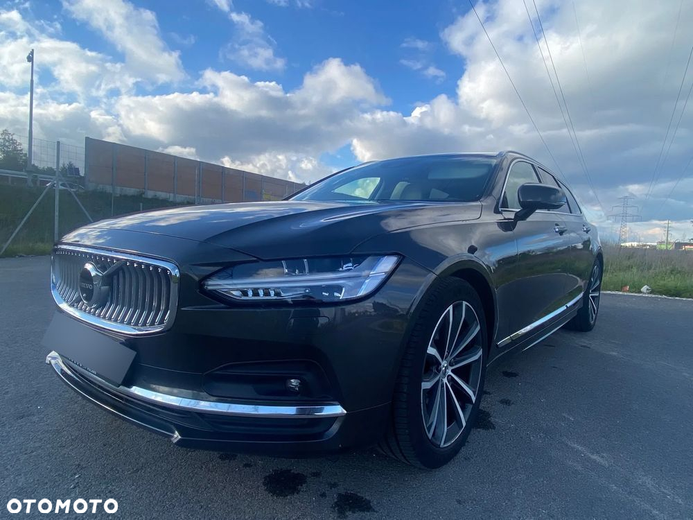 Volvo V90 - 2