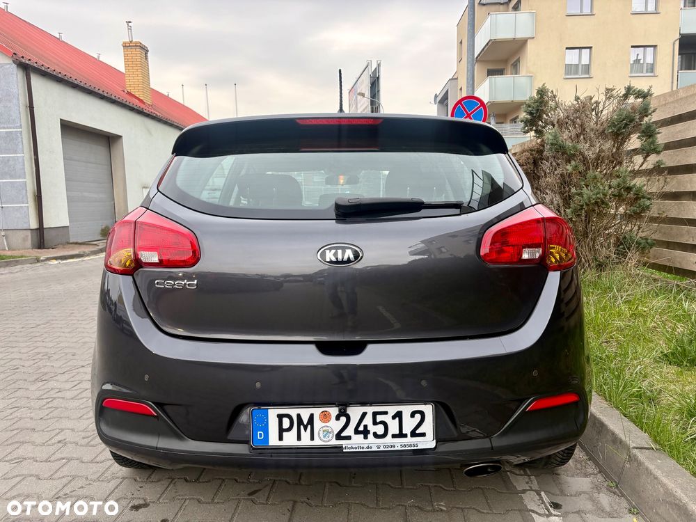 Kia Ceed - 5