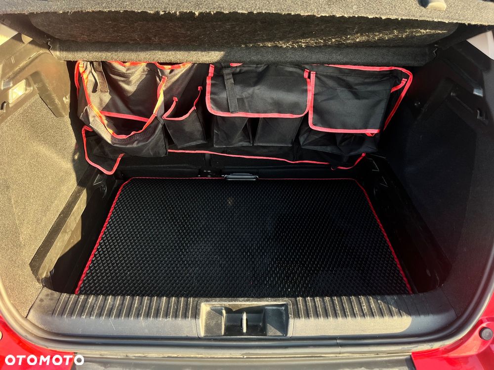 Renault Captur 1.3 TCe mHEV Techno EDC - 28