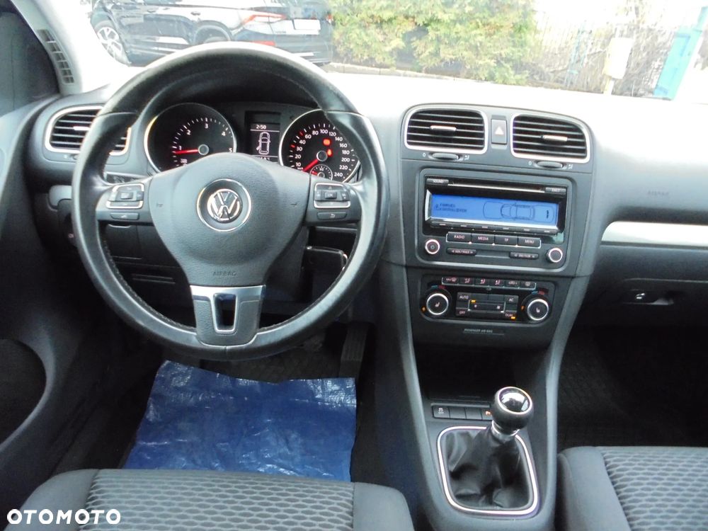 Volkswagen Golf 1.6 TDI DPF Comfortline - 12