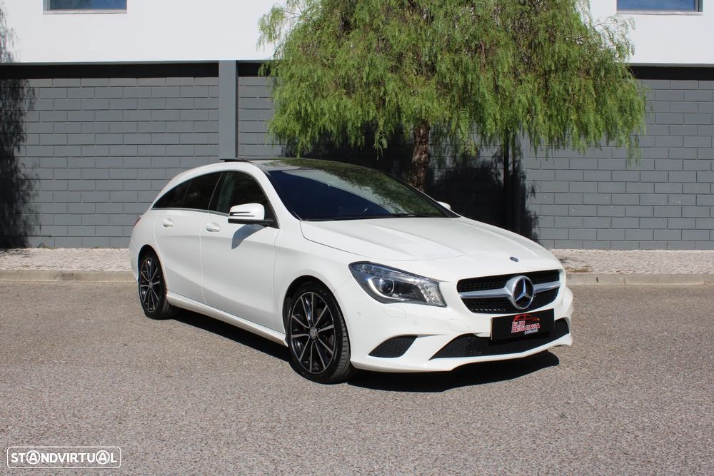 Mercedes-Benz CLA 200 d Shooting Brake Urban - 4