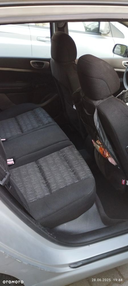 Peugeot 307 1.6 Mistral - 12
