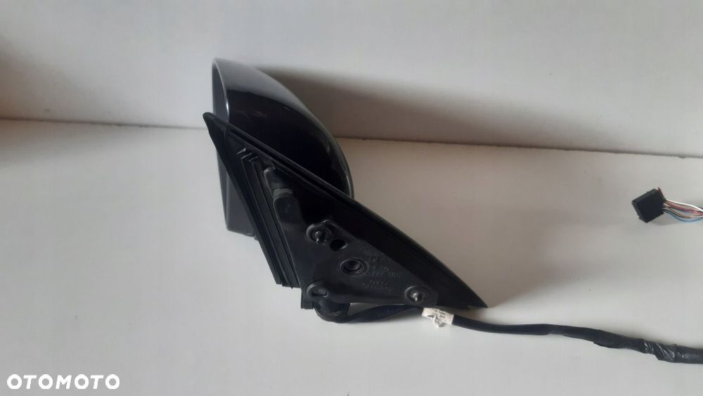 LUSTERKO LEWE AUDI A6 C6 9 PIN EUR - 5