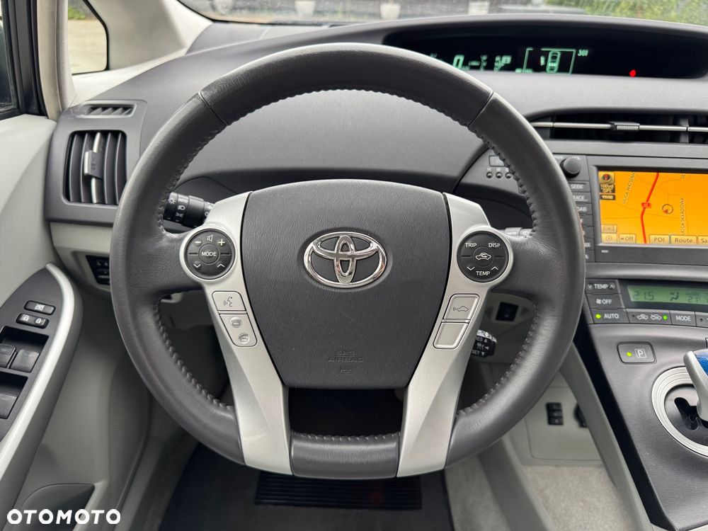 Toyota Prius - 16