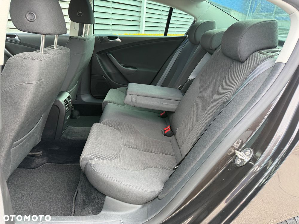 Volkswagen Passat 1.4 TSI Comfortline - 21