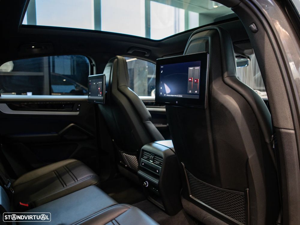 Porsche Cayenne S E-Hybrid — fotografia 37