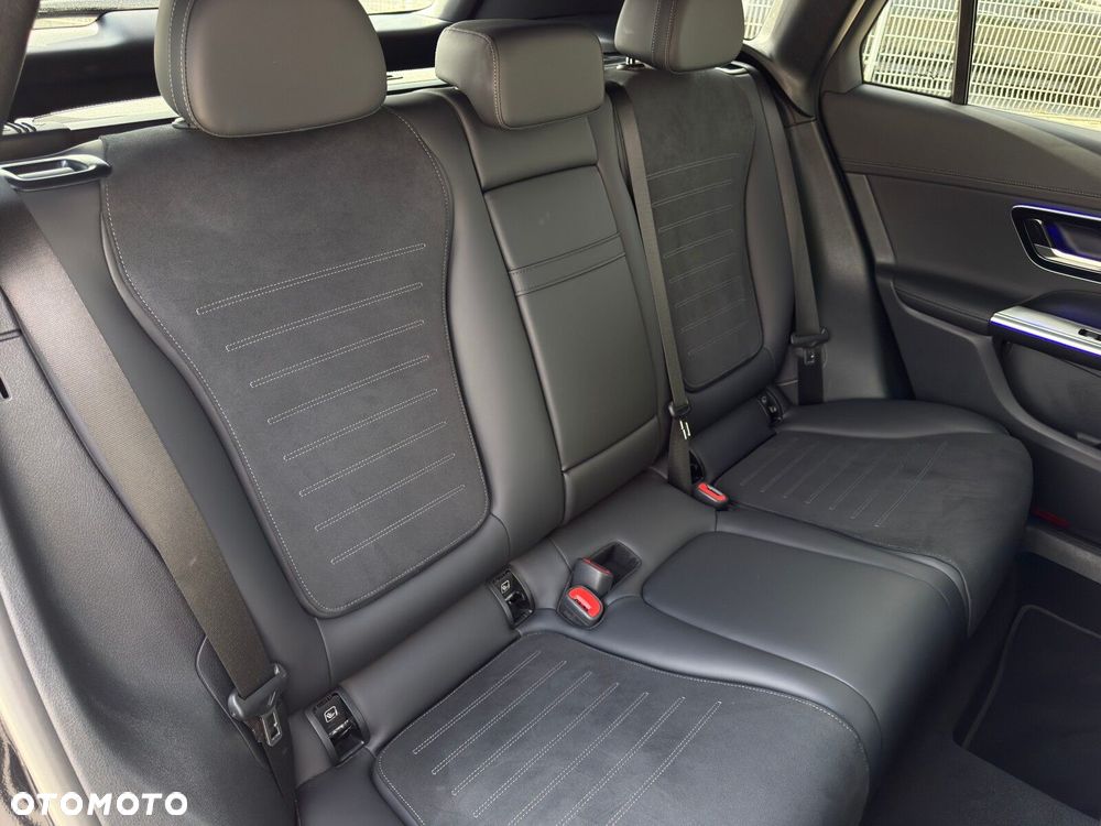 Mercedes-Benz GLC 220 d mHEV 4-Matic AMG Line - 29