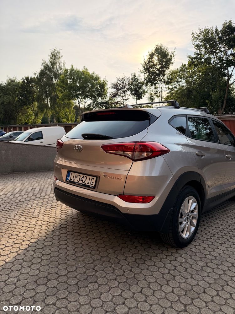 Hyundai Tucson 1.7 CRDI BlueDrive GO 2WD DCT - 12