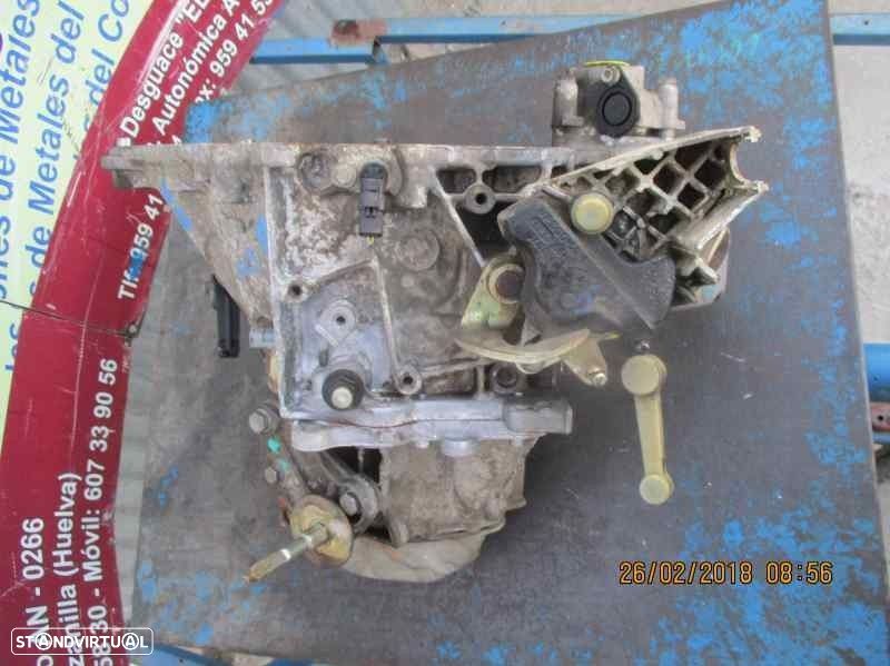 CAIXA VELOCIDADES PEUGEOT 307 BREAK 2005 - 4