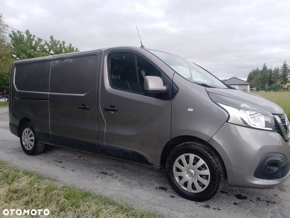 Nissan NV300 - 2