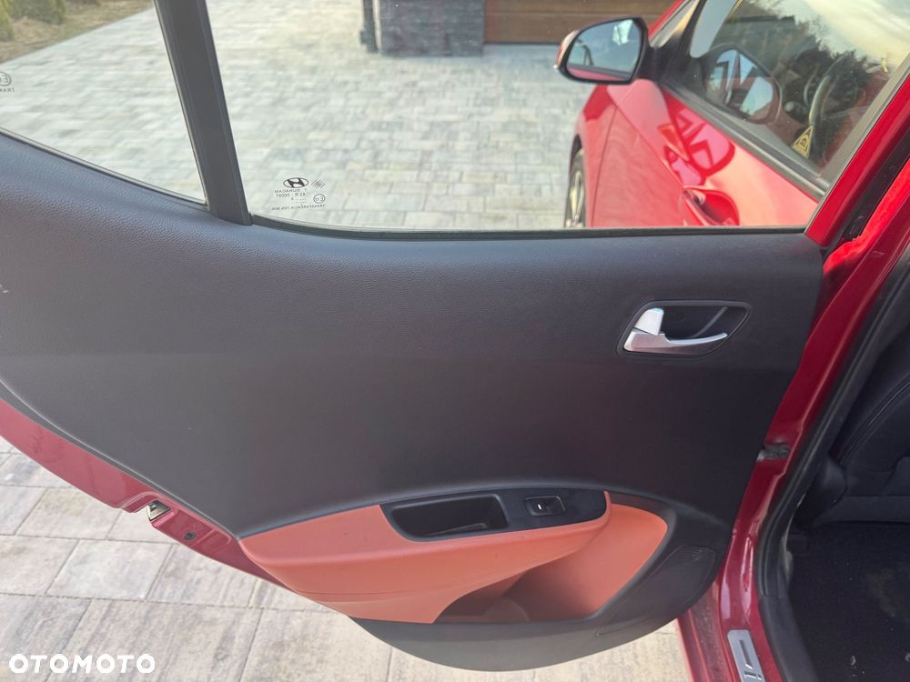 Hyundai i10 1.2 Premium - 11