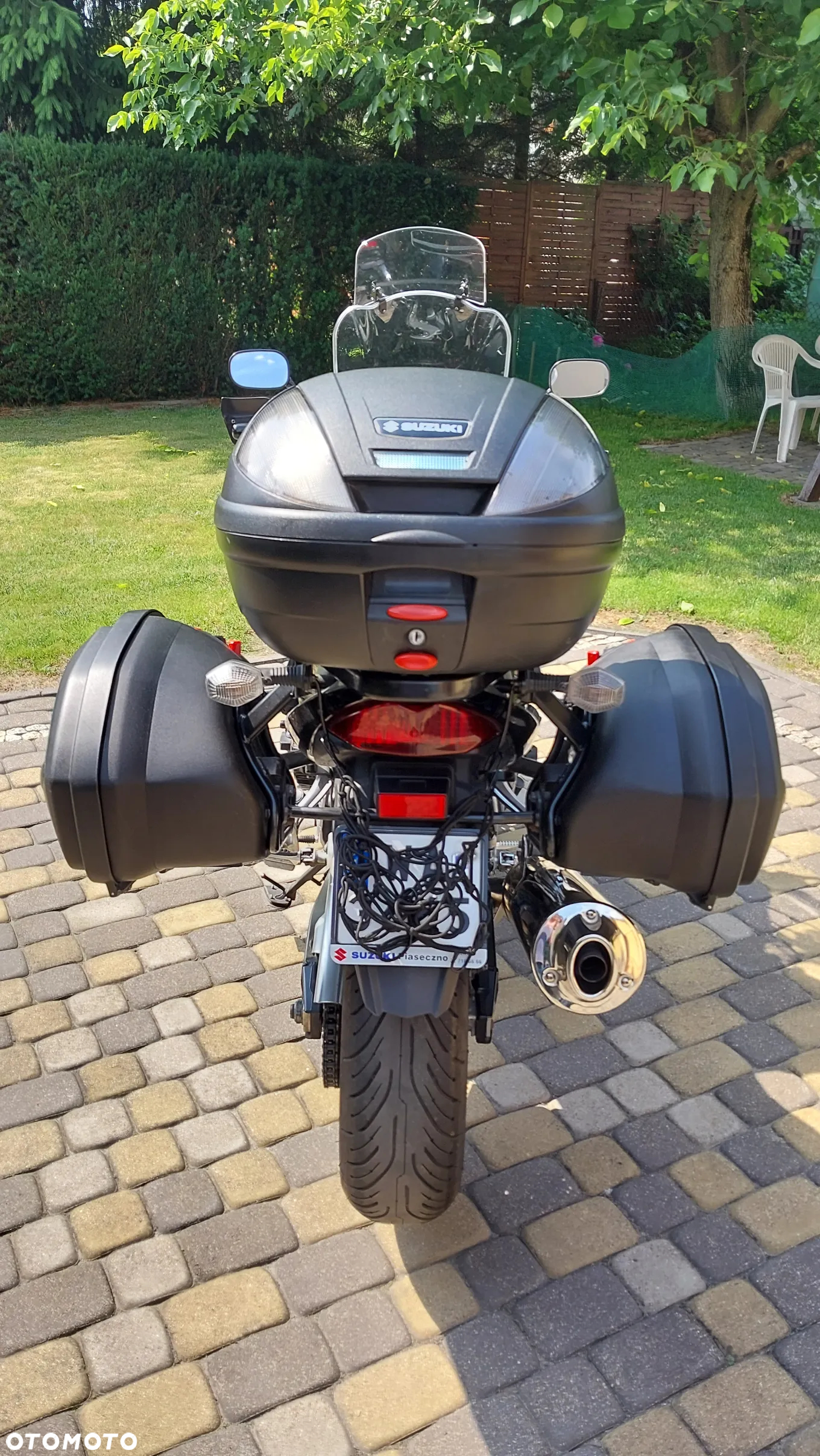 Suzuki GSX - 12