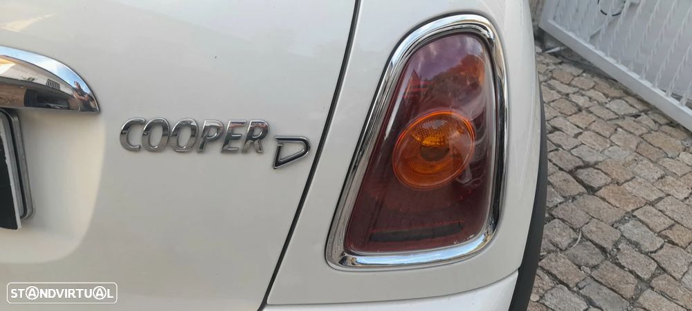 MINI 3 Portas Cooper D - 11