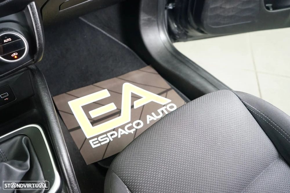 Fiat Tipo Station Wagon 1.6 M-Jet Lounge Tech - 34